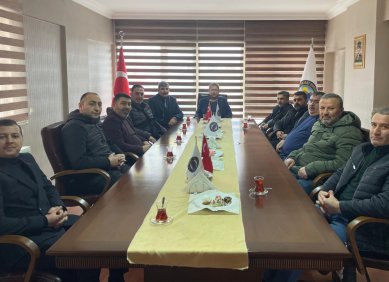 Anahtar Parti Çubuk İlçe Başkanı Yüksel KARAKURT ve beraberindeki heyet, Yönetim Kurulu Başkanımız Murat ŞAN’ı makamında ziyaret etti. 
