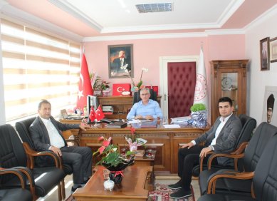 BAŞKAN ŞAN'DAN YENİ İLÇE EĞİTİM MÜDÜRÜNE ZİYARET  - 1